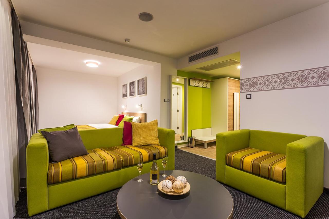 Hotel Compliment Tryavna Esterno foto