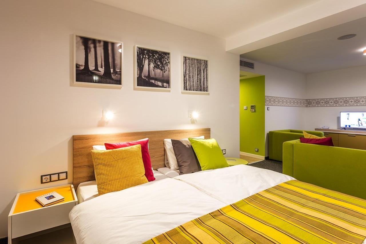Hotel Compliment Tryavna Esterno foto