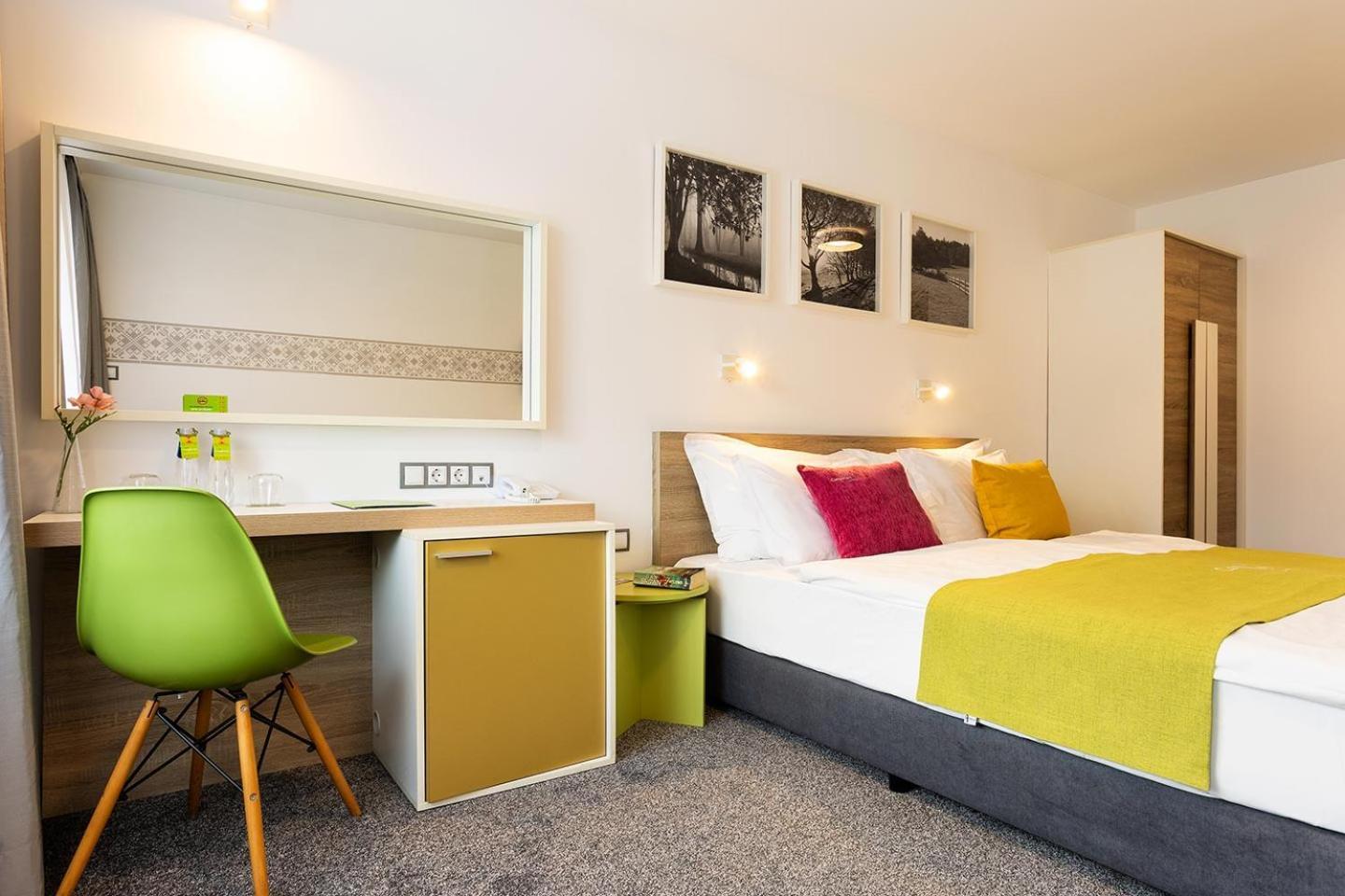 Hotel Compliment Tryavna Esterno foto
