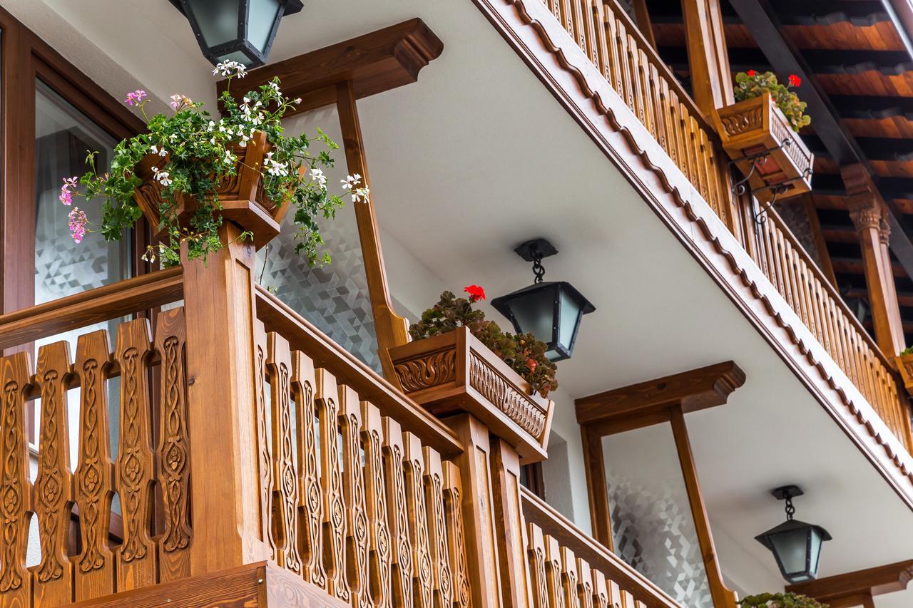 Hotel Compliment Tryavna Esterno foto
