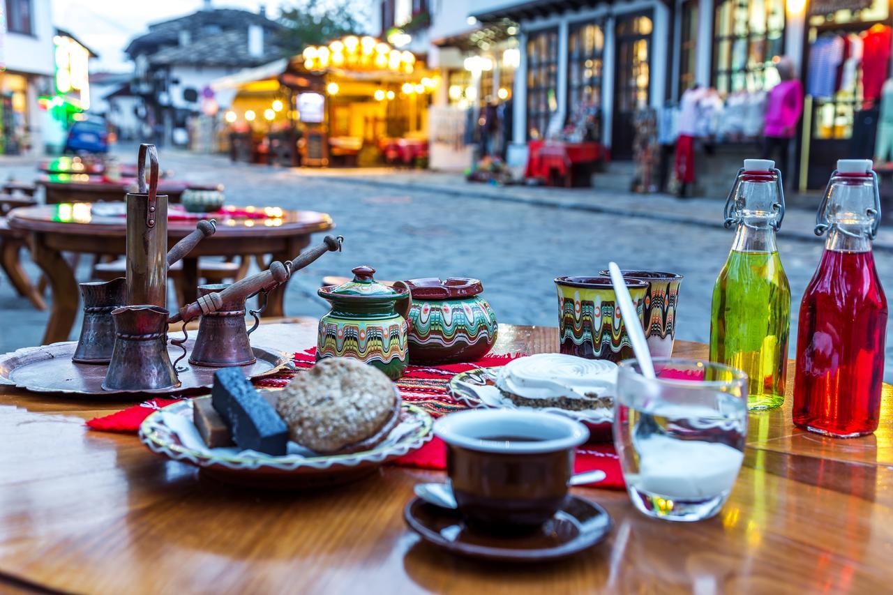 Hotel Compliment Tryavna Esterno foto